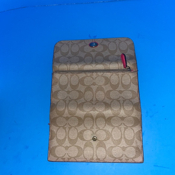 Coach Wallet - Picture 5 of 5